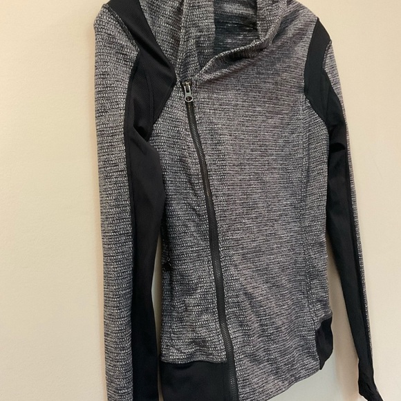 LULULEMON Bhakti Yoga Jacket Coco Pique Black White Size 4 - Picture 2 of 7